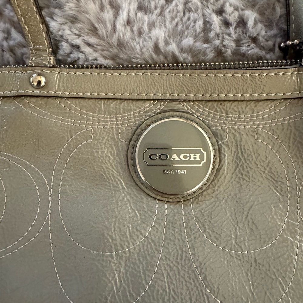 COACH Y2K Grey Leather Tote - Picture 12 of 15